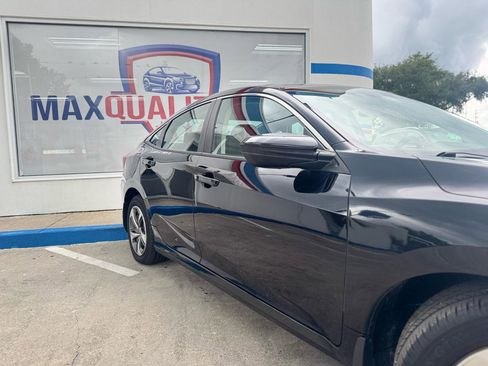 Used 2020 Honda Civic LX image 17