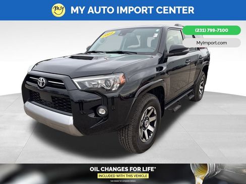 Used 2023 Toyota 4Runner TRD Off-Road Premium w/ Moonroof Package image 3