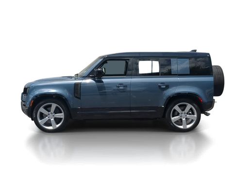 Certified 2025 Land Rover Defender 110 X-Dynamic SE AWD/4WD image 5