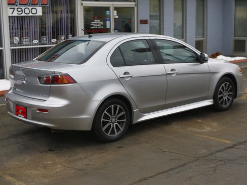 Used 2017 Mitsubishi Lancer ES image 16
