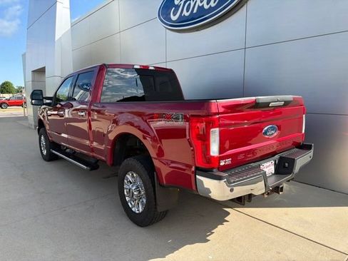Used 2017 Ford F350 XLT w/ XLT Premium Package AWD/4WD image 4