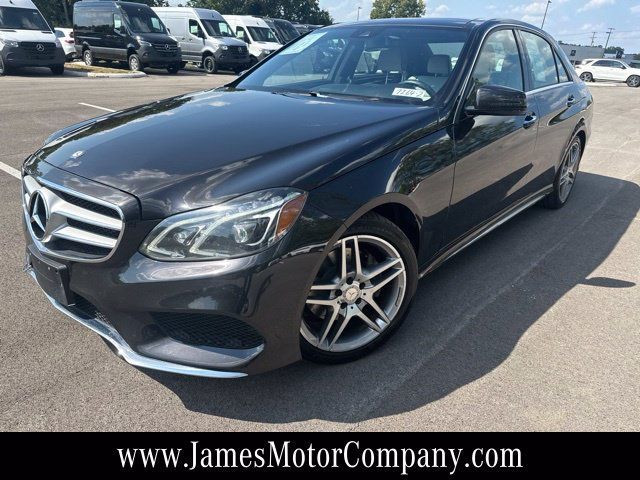 Used 2016 Mercedes-Benz E 350 4MATIC Sedan 360° Tour