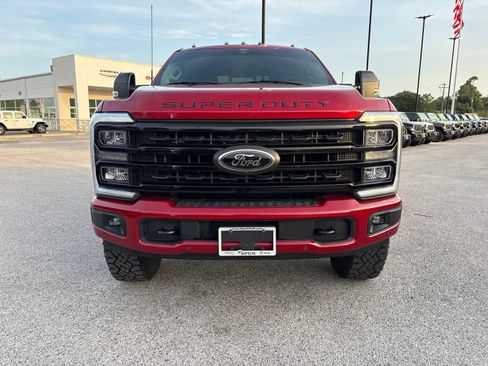Used 2024 Ford F250 Lariat w/ Lariat Ultimate Package AWD/4WD image 9