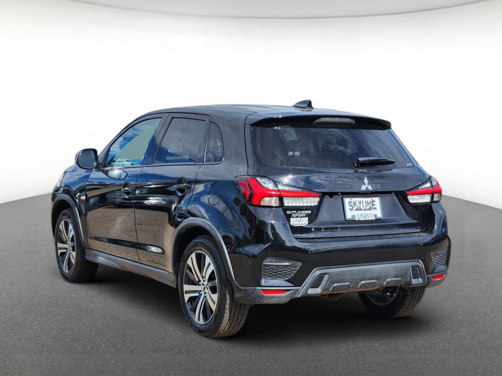 Used 2025 Mitsubishi Outlander Sport ES AWD/4WD image 4