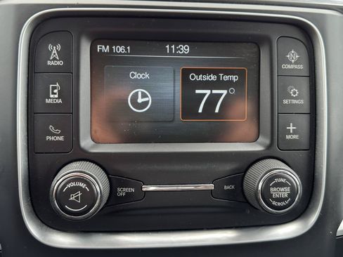 Used 2020 RAM 1500 Classic SLT AWD/4WD image 64
