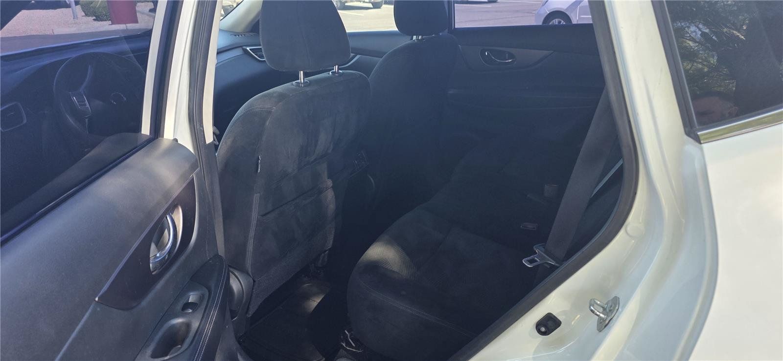 Used 2016 Nissan Rogue S FWD image 14
