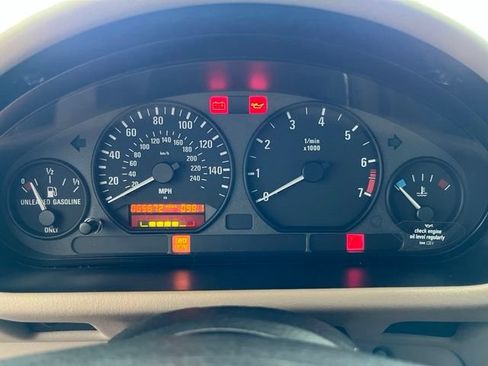 Used 1998 BMW Z3 2.8 RWD image 15