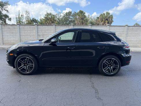 Certified 2021 Porsche Macan S AWD/4WD image 2
