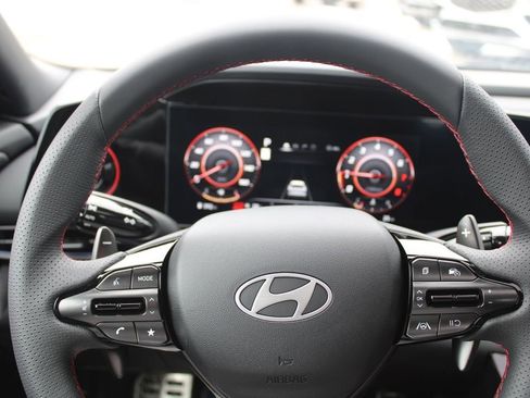 Certified 2025 Hyundai Elantra N Line image 21