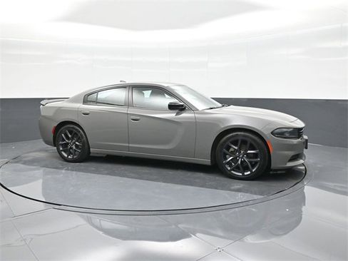 Used 2023 Dodge Charger SXT w/ Blacktop Package image 17