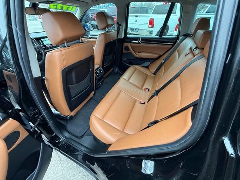 Used 2017 BMW X3 xDrive28i image 11