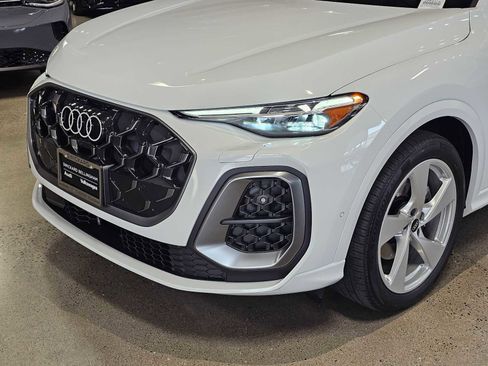 New 2025 Audi Q5 Prestige image 10