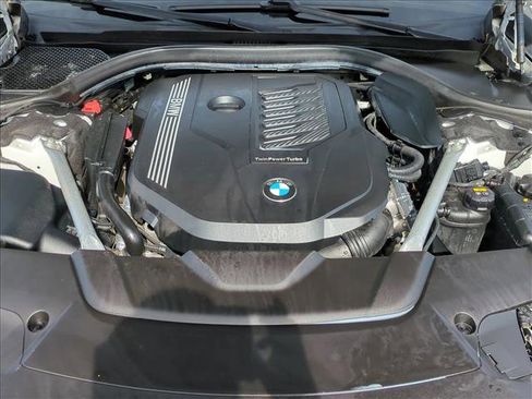 Used 2020 BMW 740i w/ Cold Weather Package image 25