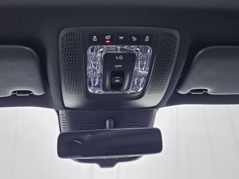 Certified 2025 Mercedes-Benz GLB 250 4MATIC image 35