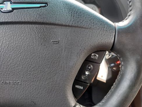 Used 2002 Ford Thunderbird RWD image 18