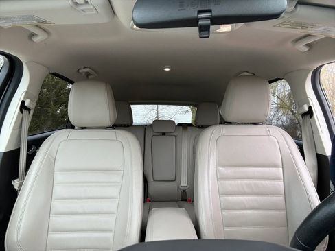 Used 2018 Ford Escape SEL image 19