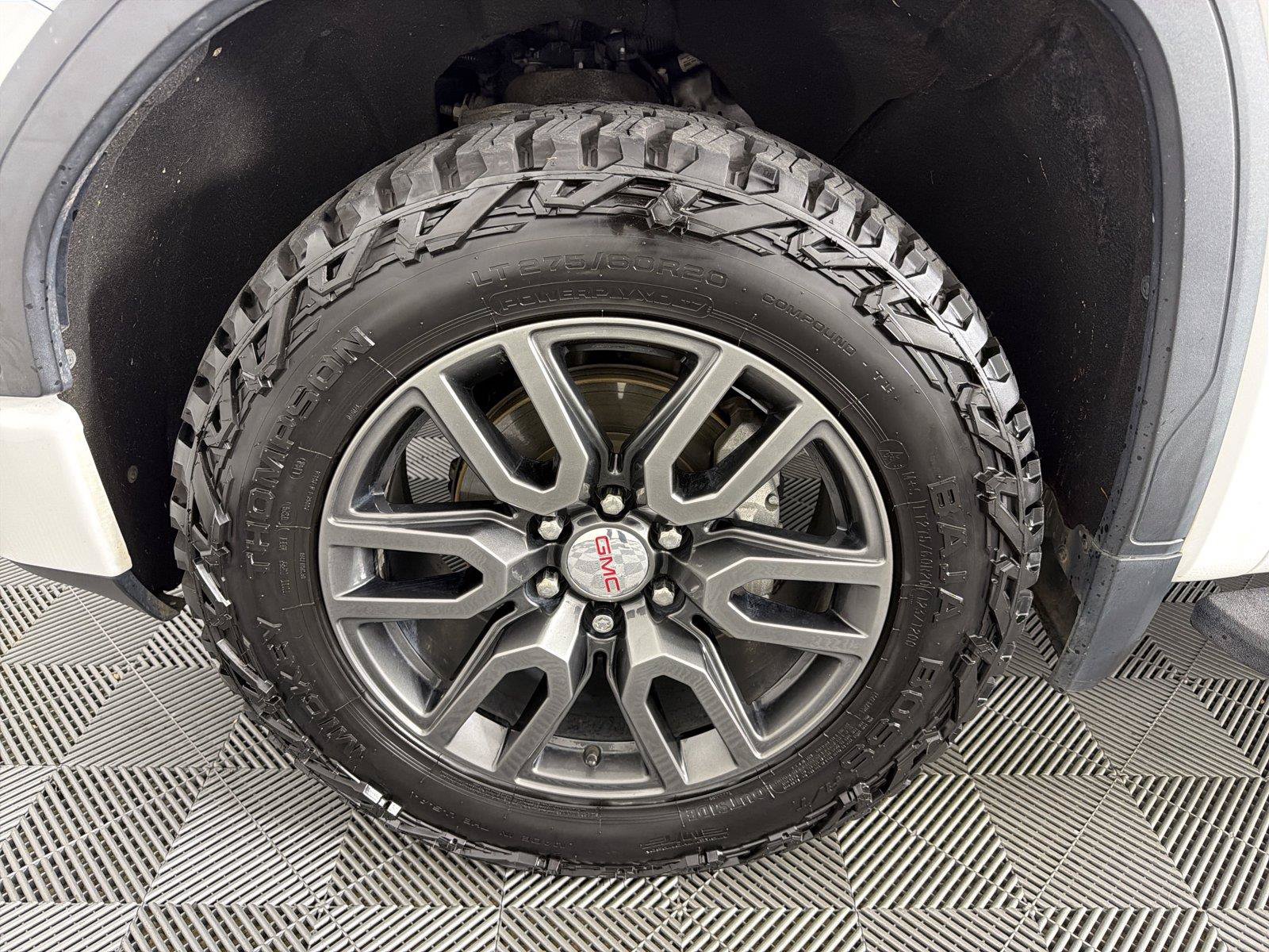 Used 2021 GMC Sierra 1500 AT4 w/ AT4 Premium Package AWD/4WD image 9