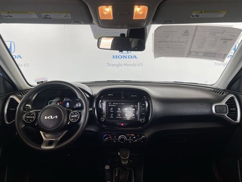 Used 2024 Kia Soul LX image 5