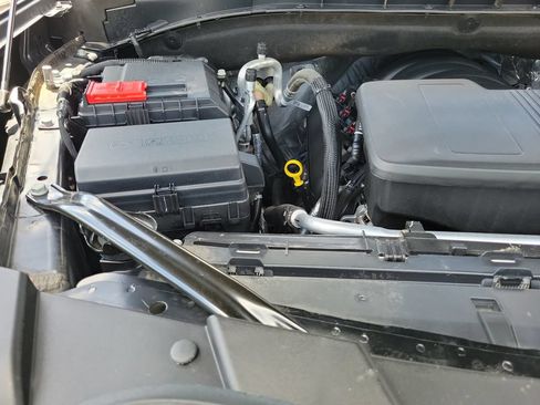 Used 2025 Chevrolet Tahoe LT RWD image 39