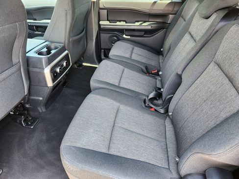 Used 2024 Ford Expedition Max XLT AWD/4WD image 19