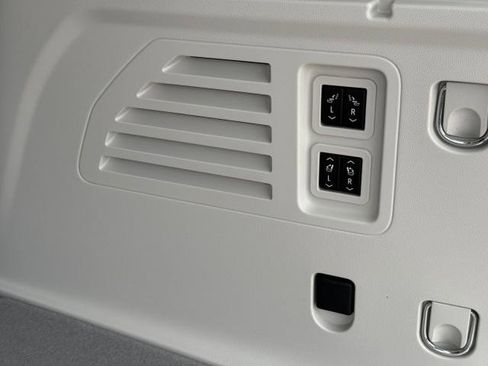 New 2026 GMC Acadia Denali w/ Super Cruise Package image 39