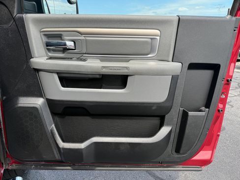 Used 2013 RAM 1500 Express RWD image 24