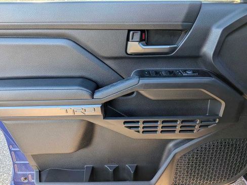 Used 2025 Toyota Tacoma TRD Sport w/ TRD Sport Premium Package image 17