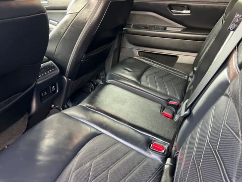 Certified 2024 Nissan Pathfinder Platinum w/ Cargo Package image 5