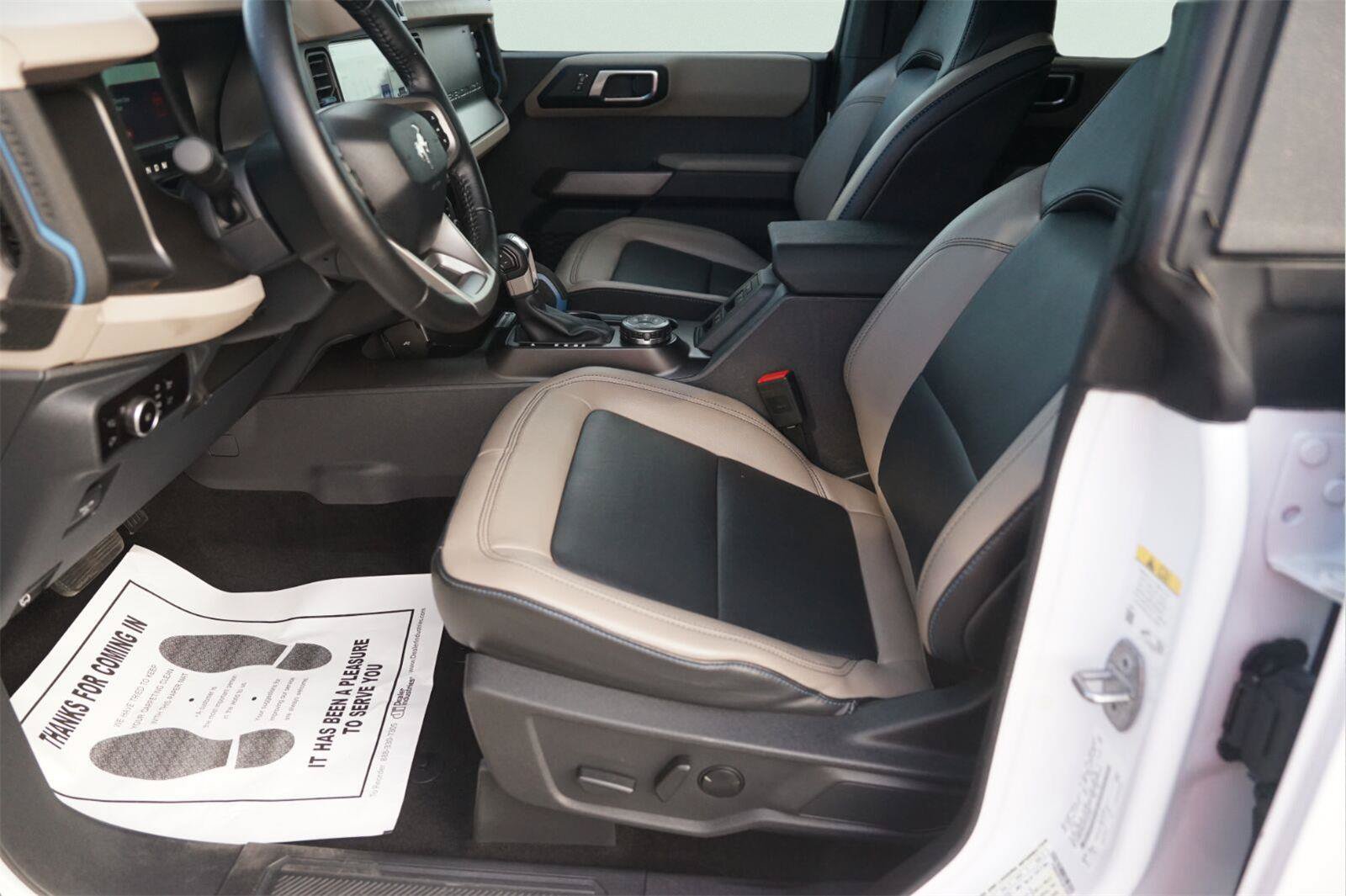 Used 2023 Ford Bronco Wildtrak AWD/4WD image 9