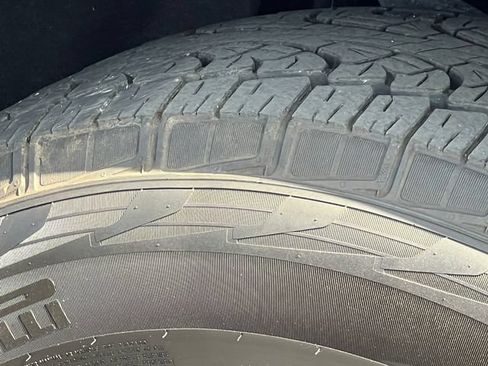 Certified 2025 Ford Expedition Active AWD/4WD image 8