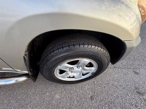 Used 2002 Toyota RAV4 4WD image 25