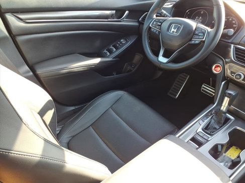 Used 2022 Honda Accord Sport image 16