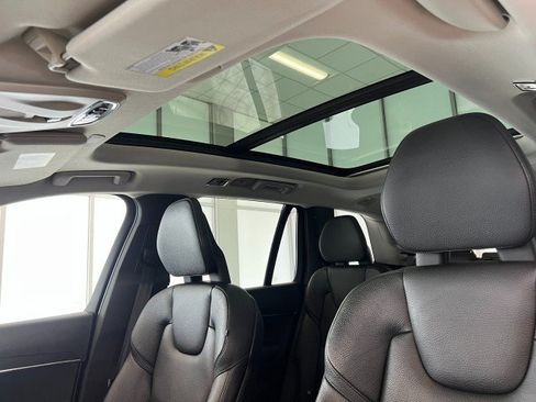 Used 2020 Volvo XC90 T6 Momentum w/ Protection Package Premier AWD/4WD image 28