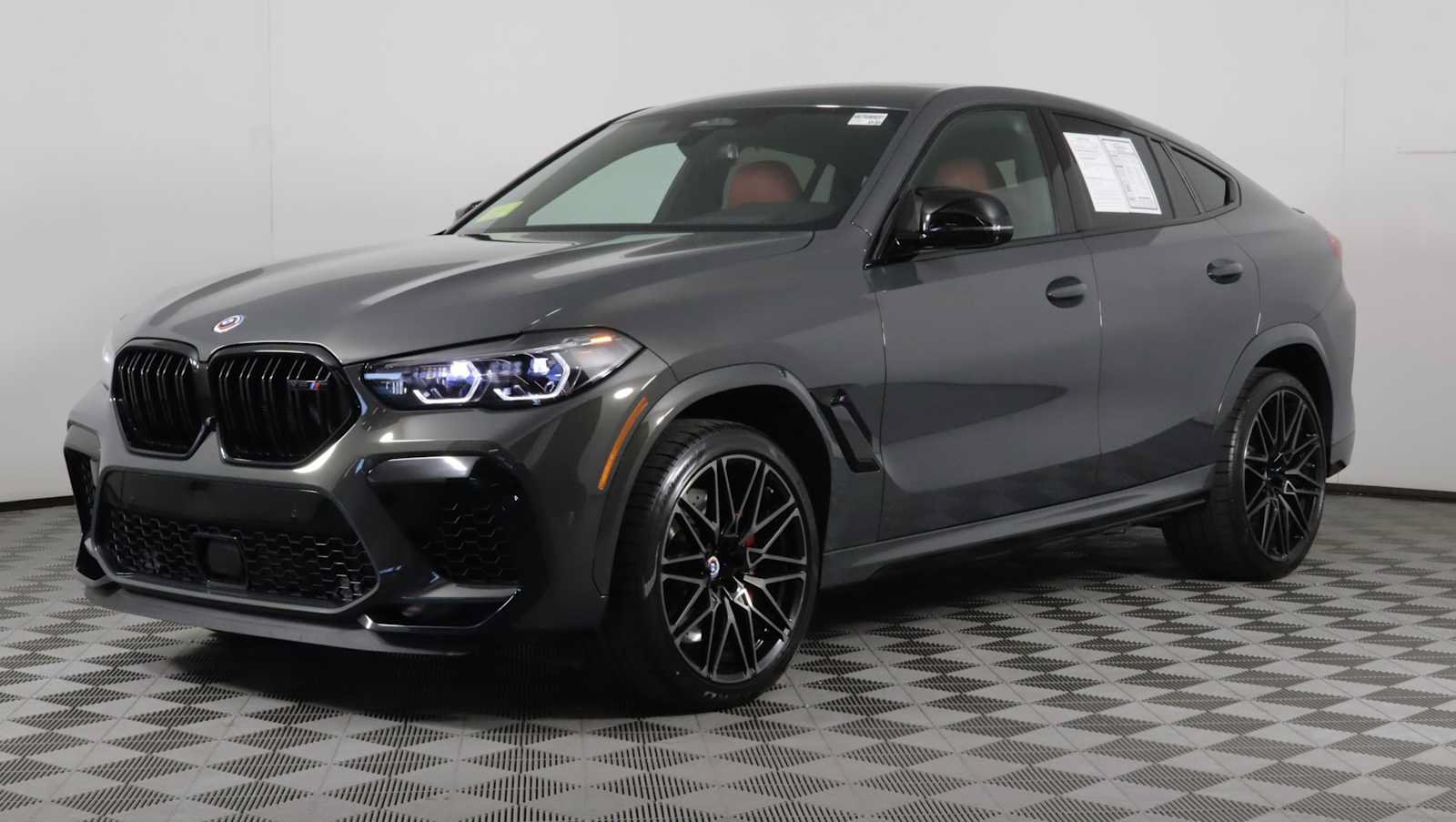 Used 2022 BMW X6 M w/ Competition Package AWD/4WD image 3