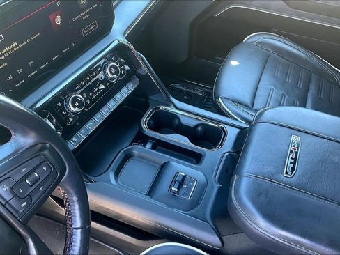 Used 2024 GMC Sierra 2500 AT4X AWD/4WD image 15