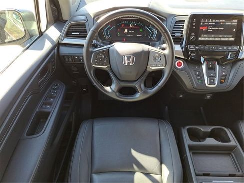 Used 2024 Honda Odyssey EX-L image 11