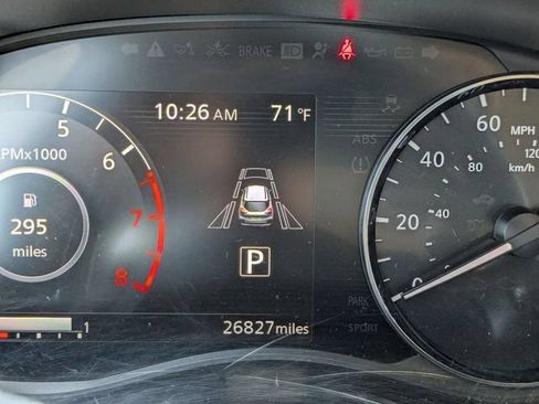 Used 2023 Nissan Kicks SR w/ SR Premium Package FWD image 19