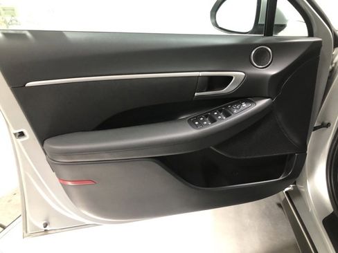 Used 2025 Hyundai Sonata SE image 19