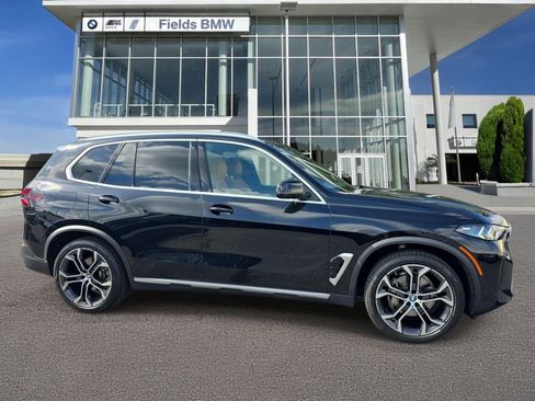 Used 2025 BMW X5 sDrive40i w/ Premium Package RWD image 1