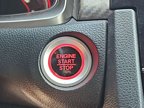Used 2018 Honda Civic Type R image 24
