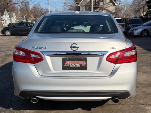 Used 2016 Nissan Altima 2.5 SL FWD image 8