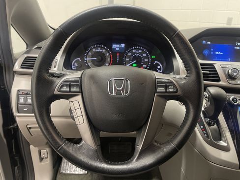 Used 2016 Honda Odyssey EX-L image 17