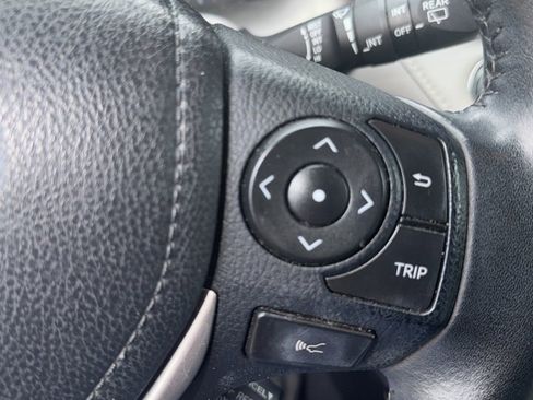 Used 2017 Toyota RAV4 Limited image 21