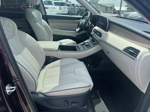 Used 2022 Hyundai Palisade Limited FWD image 14