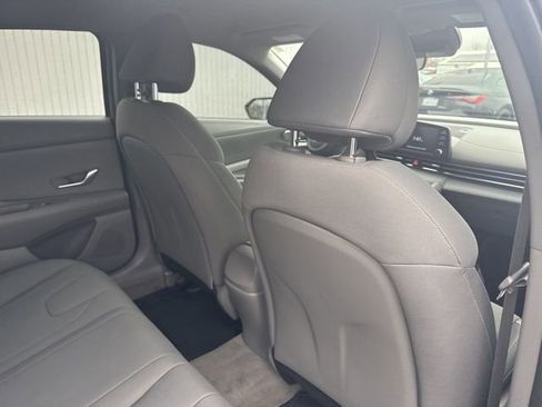 Used 2023 Hyundai Elantra SEL image 12