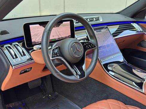 Used 2024 Mercedes-Benz S 580e 4MATIC Sedan image 14