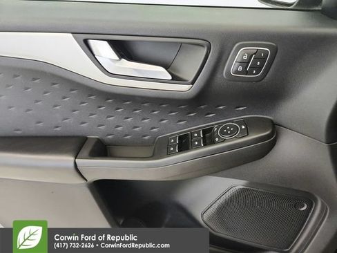 Used 2020 Ford Escape SEL AWD/4WD image 20
