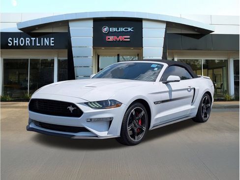 Used 2021 Ford Mustang GT Premium w/ Equipment Group 401A RWD image 7