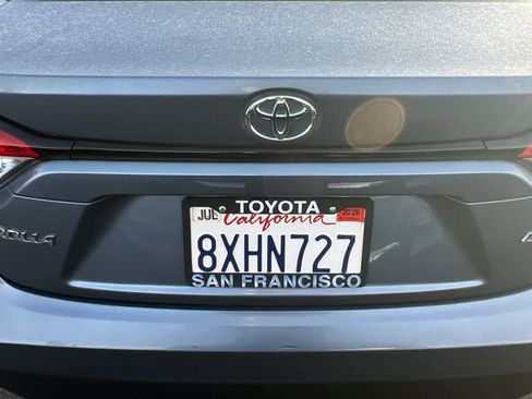 Used 2021 Toyota Corolla LE image 16