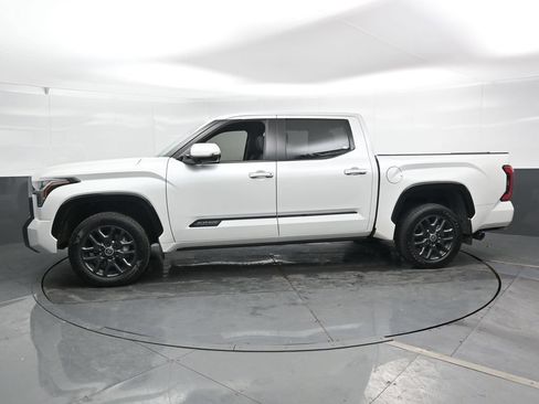 Used 2024 Toyota Tundra Platinum AWD/4WD image 8
